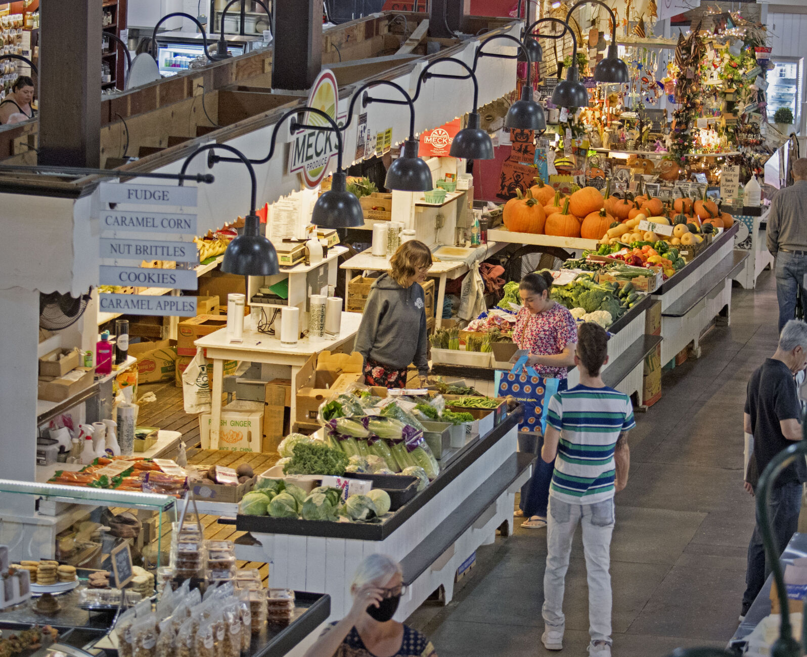 Meck's Central Market